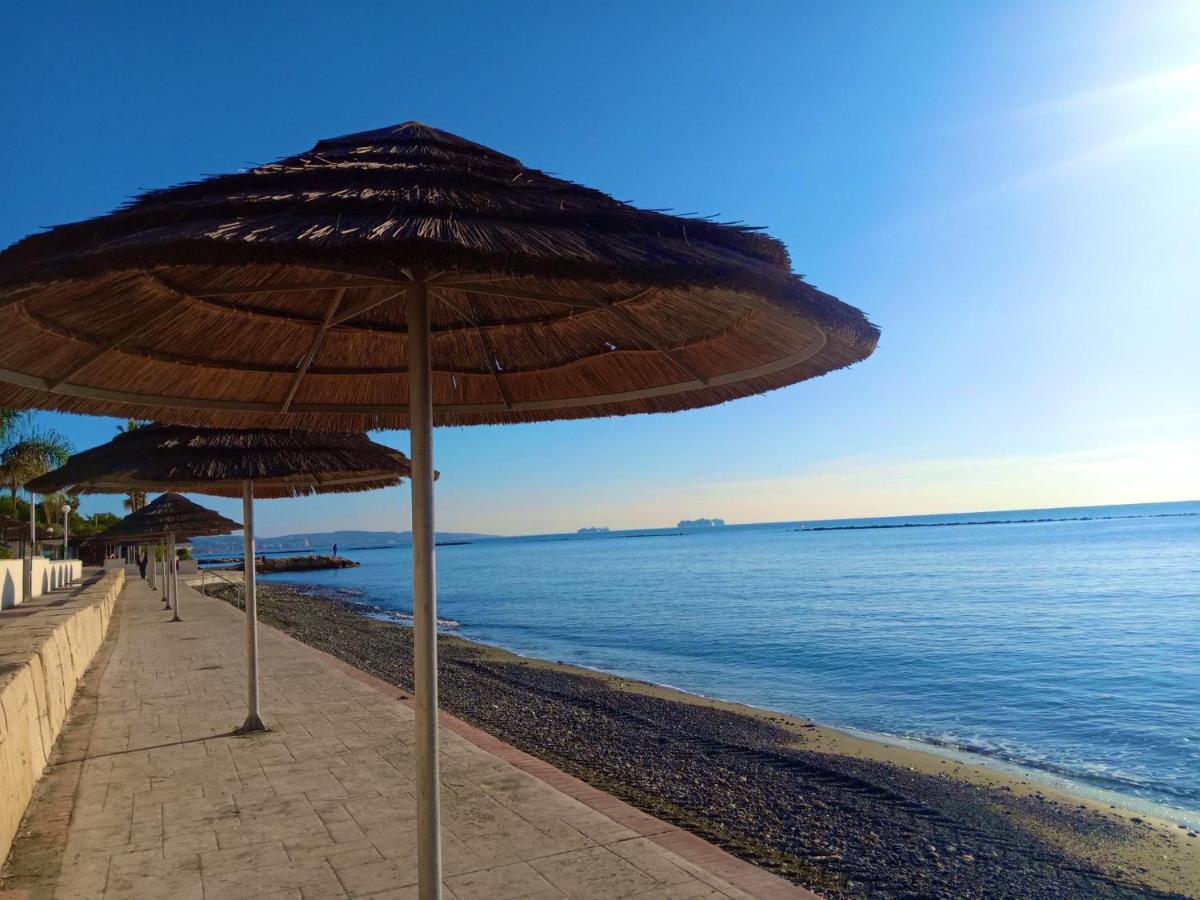 Sanders Ermitage On The Beach - Delightful 1-Bedroom Apartment With Sea View Limassol Exterior photo