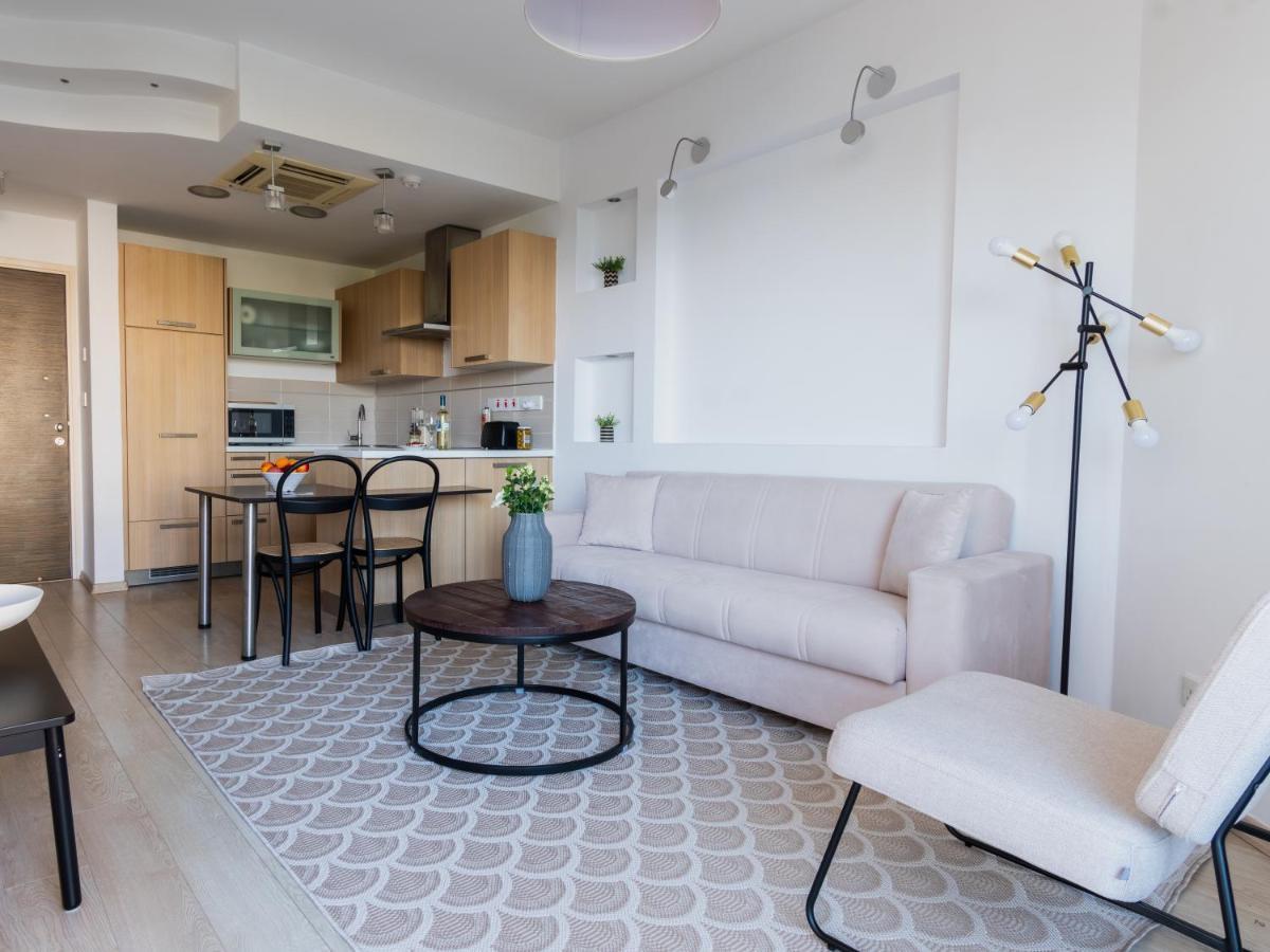 Sanders Ermitage On The Beach - Delightful 1-Bedroom Apartment With Sea View Limassol Exterior photo