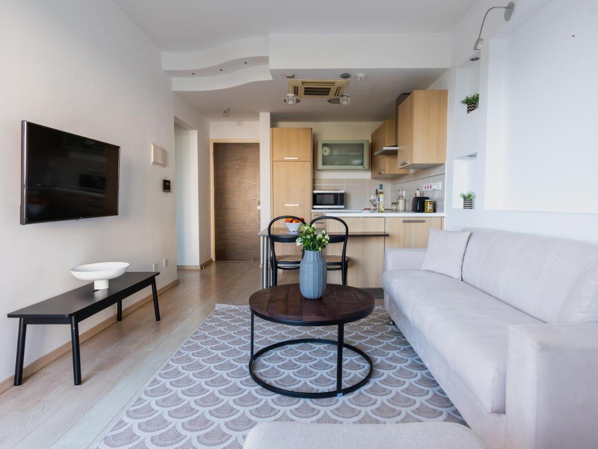 Sanders Ermitage On The Beach - Delightful 1-Bedroom Apartment With Sea View Limassol Exterior photo