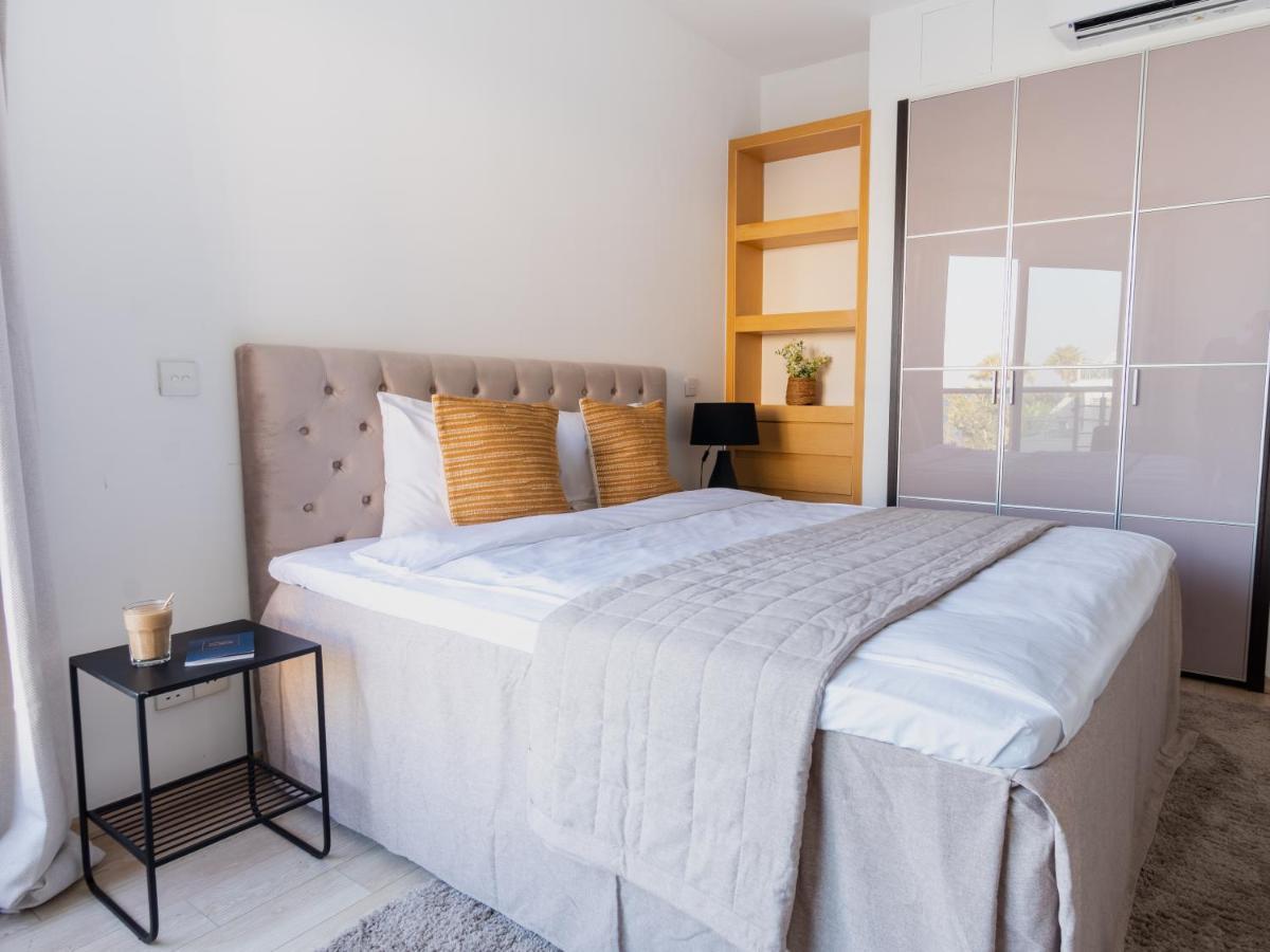 Sanders Ermitage On The Beach - Delightful 1-Bedroom Apartment With Sea View Limassol Exterior photo